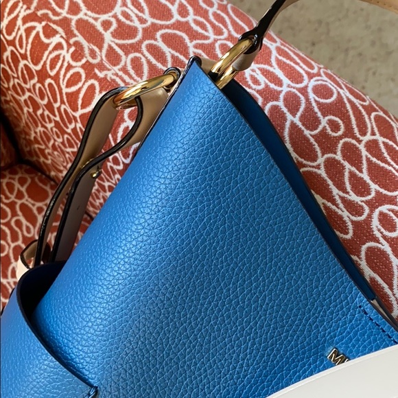 Brand new Micheal Kors handbag - Picture 15 of 15